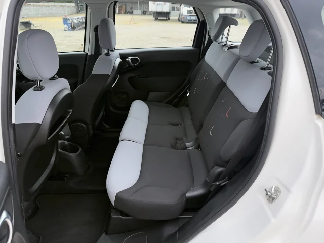 Fiat 500L 1.6 MultiJetII (120 кс) - автомобили, коли, обяви за нови и употребявани 9