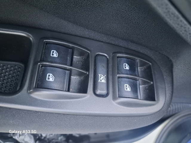 Fiat 500L 0, 9 I metan - автомобили, коли, обяви за нови и употребявани 7