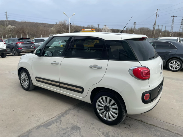 Fiat 500L 1.3M-jet * Navi* UNIKAT* - автомобили, коли, обяви за нови и употребявани 3