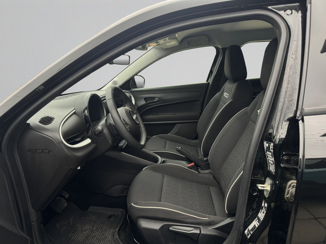 Fiat 600 BUILDYOUROWN 1.2 74 KW 110 hp FWD MHEV 6DCT - автомобили, коли, обяви за нови и употребявани 9