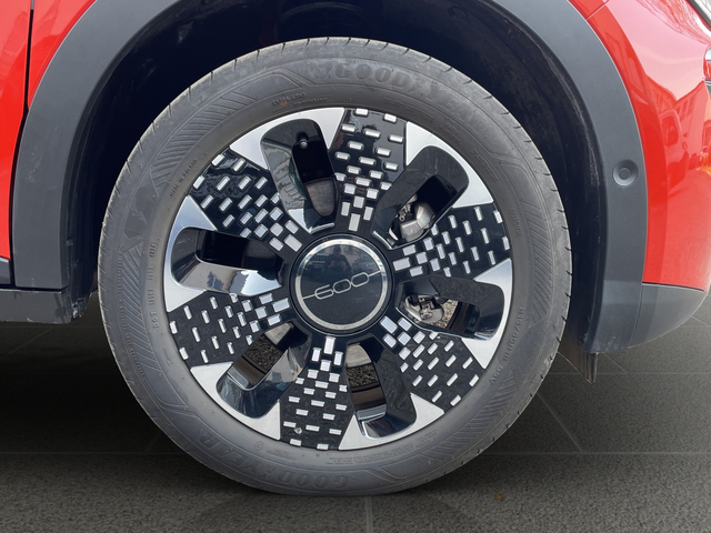 Fiat 600 LA PRIMA 1.2 100 KW 145 hp FWD MHEV 6DCT - автомобили, коли, обяви за нови и употребявани 8