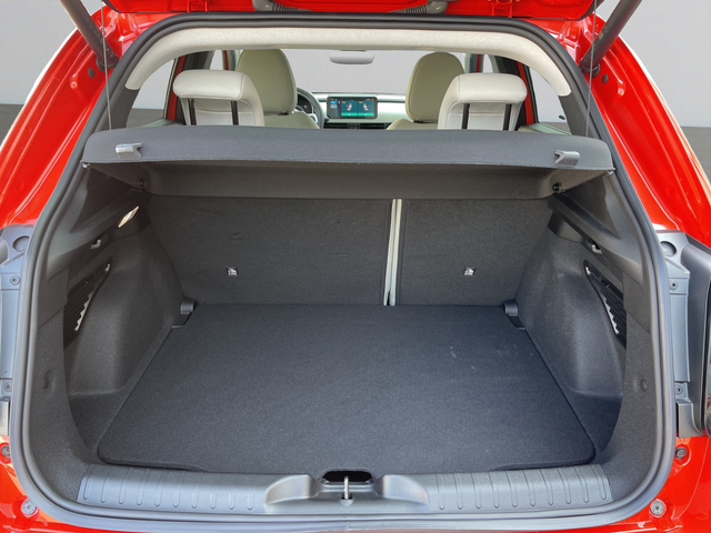 Fiat 600 LA PRIMA 1.2 100 KW 145 hp FWD MHEV 6DCT - автомобили, коли, обяви за нови и употребявани 9