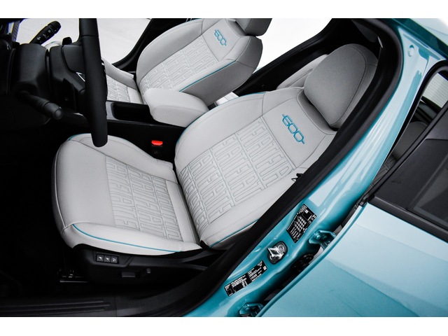 Fiat 600 LA PRIMA 1.2 136 hp FWD MHEV 6DCT - автомобили, коли, обяви за нови и употребявани 12