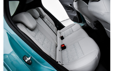 Fiat 600 LA PRIMA 1.2 136 hp FWD MHEV 6DCT - автомобили, коли, обяви за нови и употребявани 15