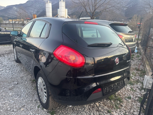 Fiat Bravo 1.4i - автомобили, коли, обяви за нови и употребявани 2