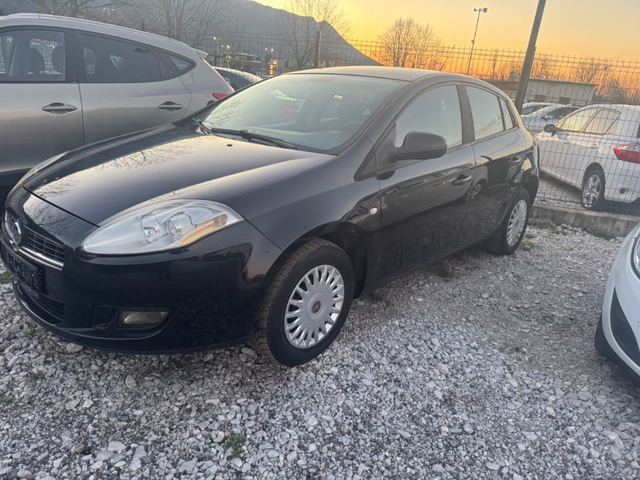 Fiat Bravo 1.4i - автомобили, коли, обяви за нови и употребявани 3