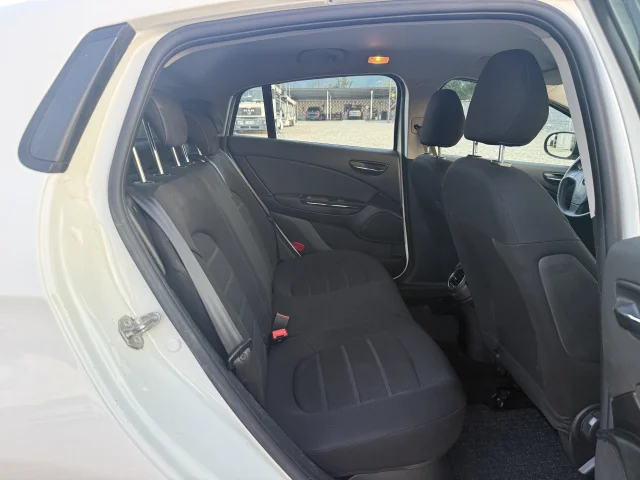 Fiat Bravo 1.6 Multijet (120 кс) Dualogic - автомобили, коли, обяви за нови и употребявани 10