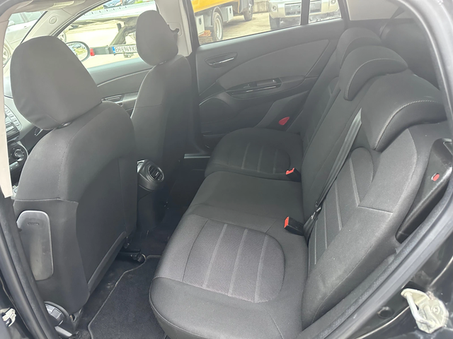 Fiat Bravo 1.6M-JET 120k.c * UNIKAT* - автомобили, коли, обяви за нови и употребявани 7