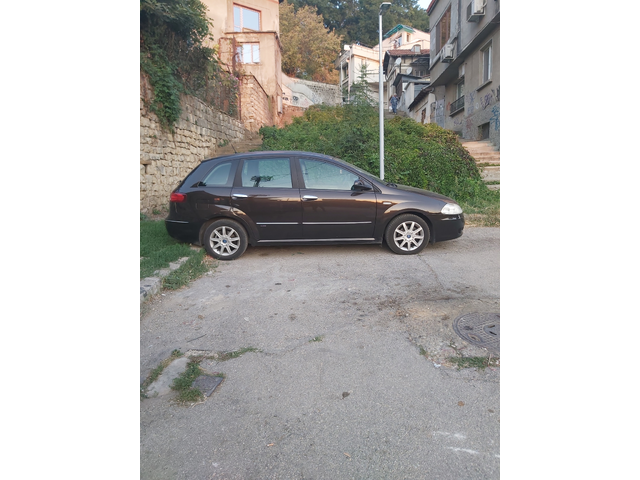 Fiat Croma 1.9 - автомобили, коли, обяви за нови и употребявани 4