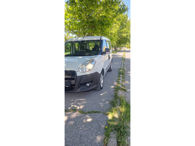 Fiat Doblo 1.3 mjet клима - автомобили, коли, обяви за нови и употребявани 2