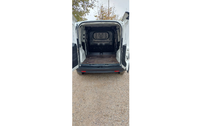 Fiat Doblo 1.6 JTD клима - автомобили, коли, обяви за нови и употребявани 8