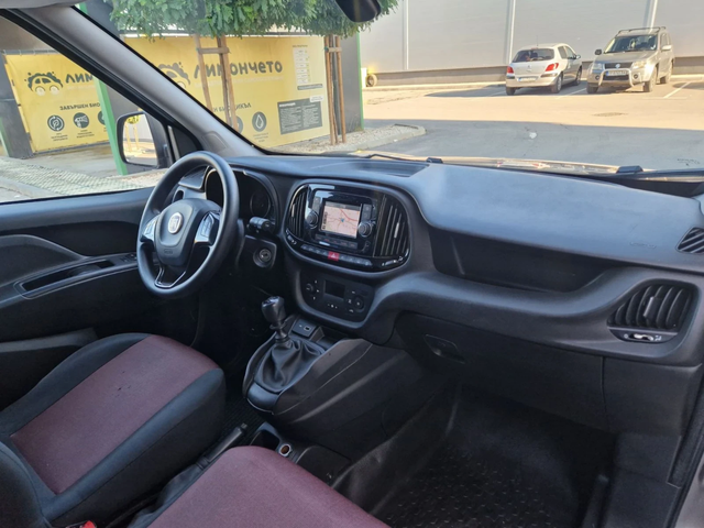 Fiat Doblo 1.6 M-jet.105 к.с. НАВИГАЦИЯ - автомобили, коли, обяви за нови и употребявани 11