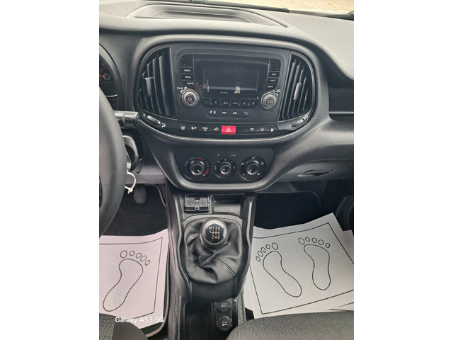 Fiat Doblo 1, 4 I + metan - автомобили, коли, обяви за нови и употребявани 10
