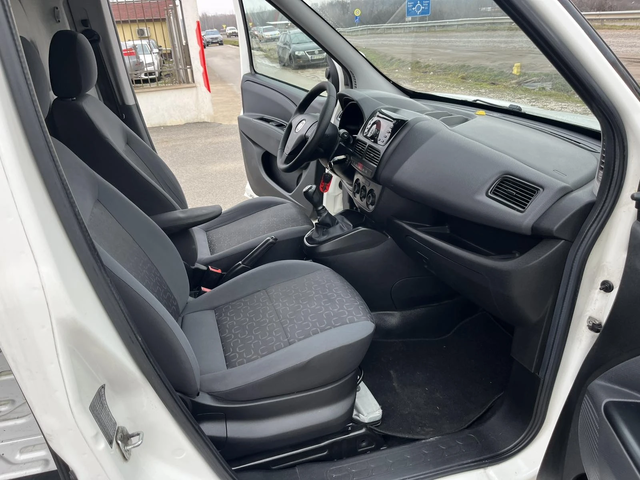 Fiat Doblo 1.3 M-JET 90кс EURO 5B КЛИМАТИК ВНОС ИТАЛИЯ - автомобили, коли, обяви за нови и употребявани 8