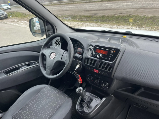 Fiat Doblo 1.3 M-JET 90кс EURO 5B КЛИМАТИК ВНОС ИТАЛИЯ - автомобили, коли, обяви за нови и употребявани 9