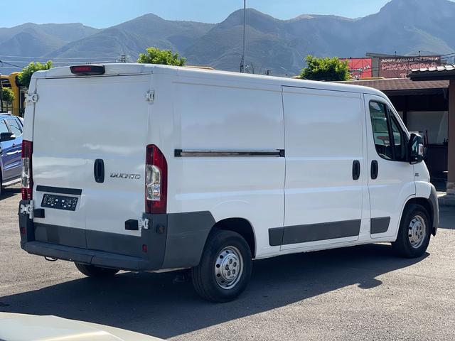 Fiat Ducato 2.3Multi-Jet - автомобили, коли, обяви за нови и употребявани 4