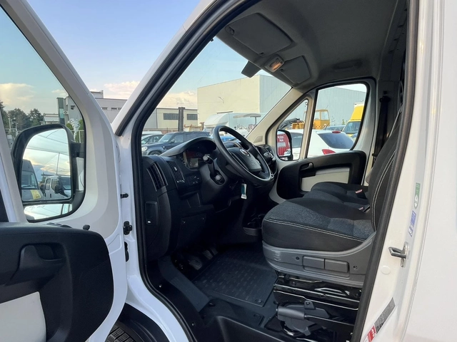 Fiat Ducato 2.3 JTD 180kc (6+ 1) НАЛИЧЕН - автомобили, коли, обяви за нови и употребявани 8