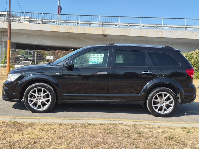 Fiat Freemont 2.0JTD - автомобили, коли, обяви за нови и употребявани 3