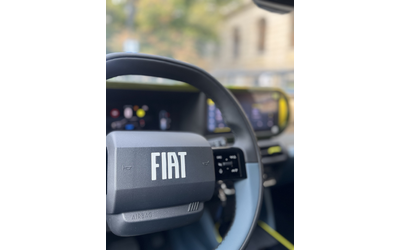 Fiat Grande Panda  LA PRIMA 1.2 Hybrid 48V Petrol 110 hp eDCT - автомобили, коли, обяви за нови и употребявани 8