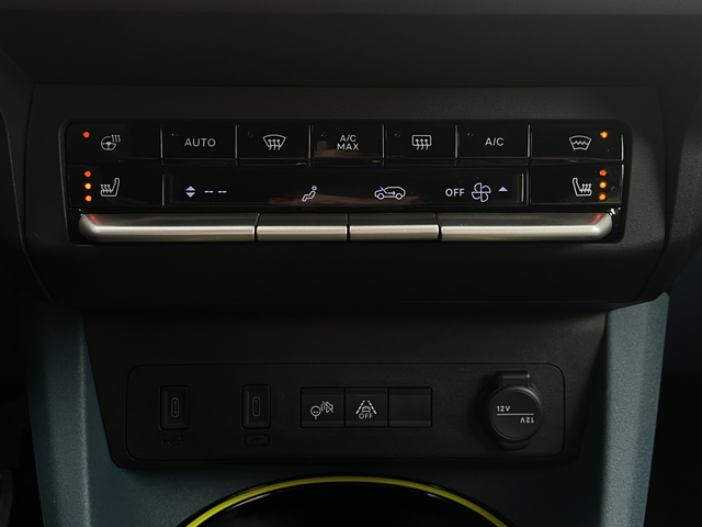 Fiat Grande Panda LA PRIMA 1.2 Hybrid 48V Petrol 110 hp eDCT - автомобили, коли, обяви за нови и употребявани 15