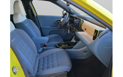 Fiat Grande Panda LA PRIMA BEV 44 kWh 83 kW 113 hp 320 - автомобили, коли, обяви за нови и употребявани 12