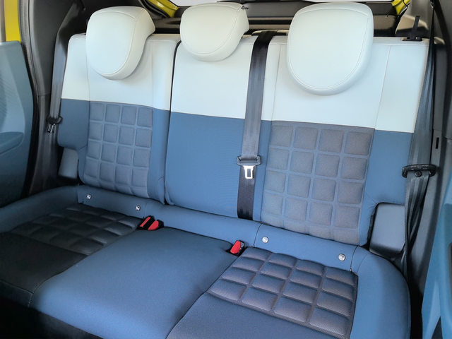 Fiat Grande Panda LA PRIMA BEV 44 kWh 83 kW 113 hp 320 - автомобили, коли, обяви за нови и употребявани 14