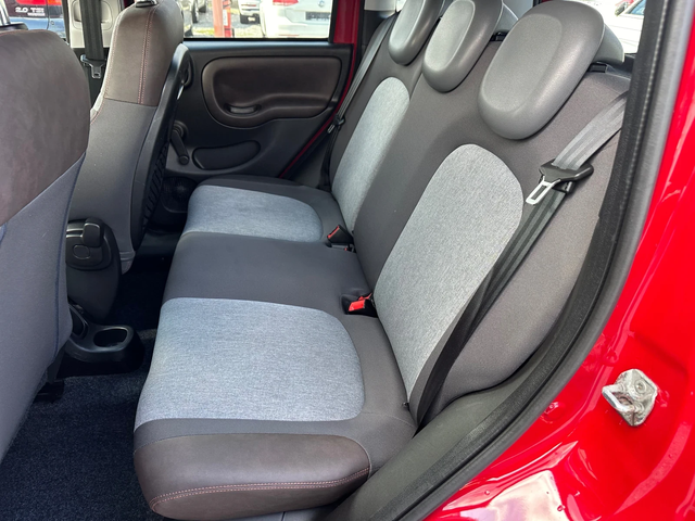 Fiat Panda CROSS 4х4 ШВЕЙЦАРИЯ - автомобили, коли, обяви за нови и употребявани 14