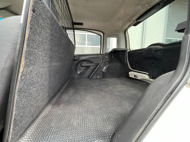 Fiat Panda N1 1+ 1 - автомобили, коли, обяви за нови и употребявани 6