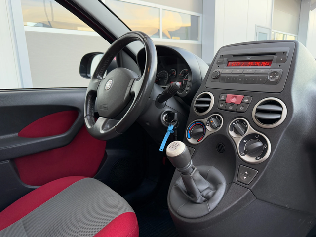 Fiat Panda 1.3 JTD Cross 4X4 - автомобили, коли, обяви за нови и употребявани 9