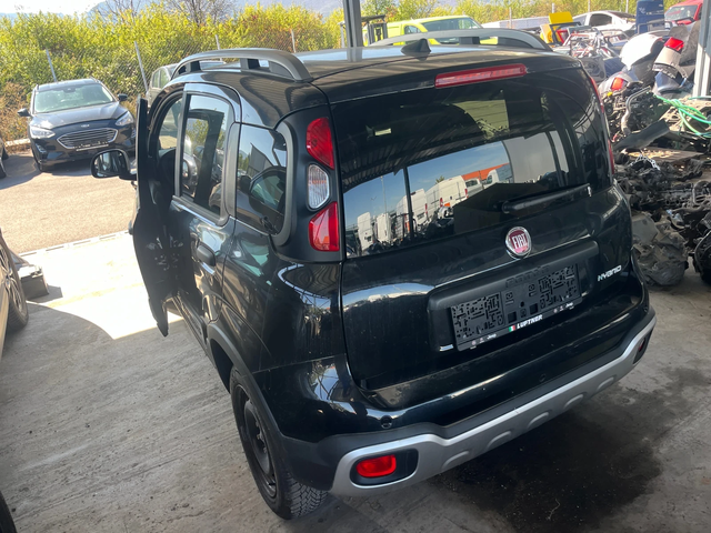 Fiat Panda 1.0Hybrid - автомобили, коли, обяви за нови и употребявани 4