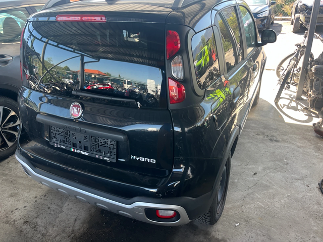 Fiat Panda 1.0Hybrid - автомобили, коли, обяви за нови и употребявани 5