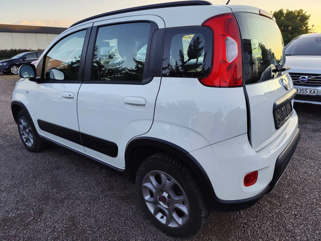 Fiat Panda 1.3 MJ 4x4 - автомобили, коли, обяви за нови и употребявани 3