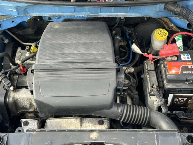 Fiat Panda 1.1I 54кс КЛИМАТИК - автомобили, коли, обяви за нови и употребявани 14