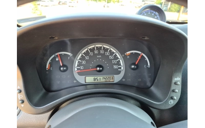 Fiat Panda 1.2i - автомобили, коли, обяви за нови и употребявани 11