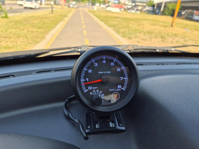 Fiat Panda 1.2i - автомобили, коли, обяви за нови и употребявани 13