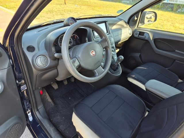 Fiat Panda 1.2i - автомобили, коли, обяви за нови и употребявани 15