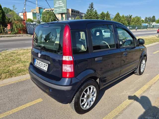 Fiat Panda 1.2i - автомобили, коли, обяви за нови и употребявани 5