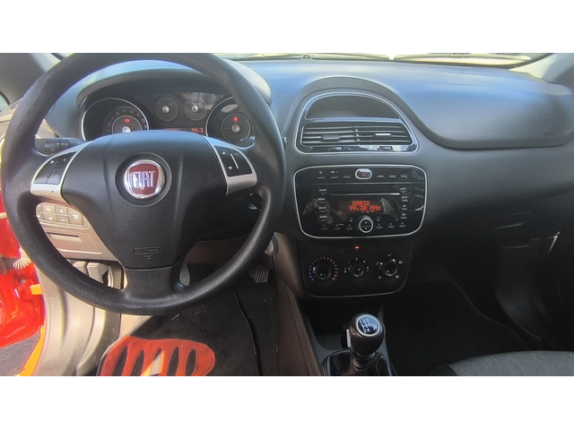 Fiat Punto - автомобили, коли, обяви за нови и употребявани 2
