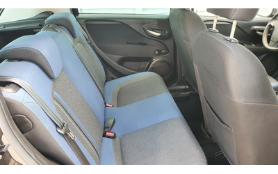 Fiat Punto 1.4 бензин 78к.с - автомобили, коли, обяви за нови и употребявани 14