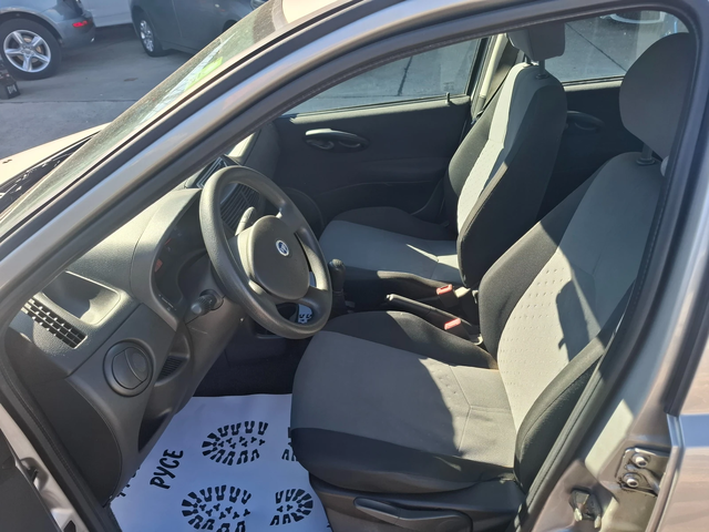 Fiat Punto 1.3multijet - автомобили, коли, обяви за нови и употребявани 5