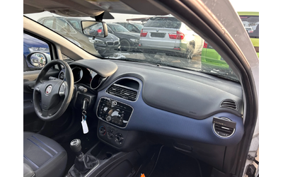 Fiat Punto 1.3MJET EURO 5 - автомобили, коли, обяви за нови и употребявани 9