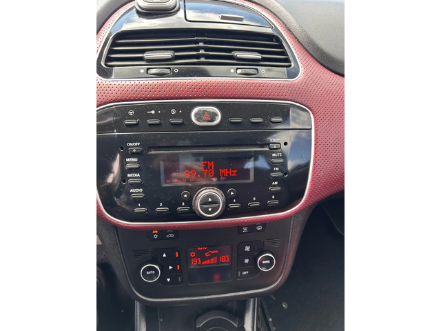 Fiat Punto 1.3MJET EURO 5 - автомобили, коли, обяви за нови и употребявани 11