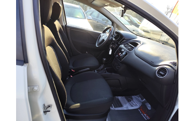 Fiat Punto 1.3mJTD* EURO5B* LED* 120000km! - автомобили, коли, обяви за нови и употребявани 10