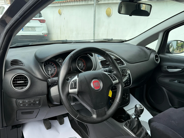 Fiat Punto EVO 1.4I NATURAL POWER - автомобили, коли, обяви за нови и употребявани 7