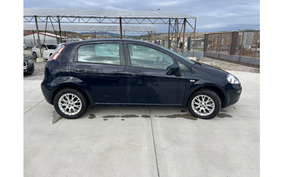 Fiat Punto 1.2i - автомобили, коли, обяви за нови и употребявани 6