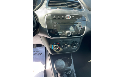 Fiat Punto 1.3M-jet-EVO-ITALIA - автомобили, коли, обяви за нови и употребявани 13