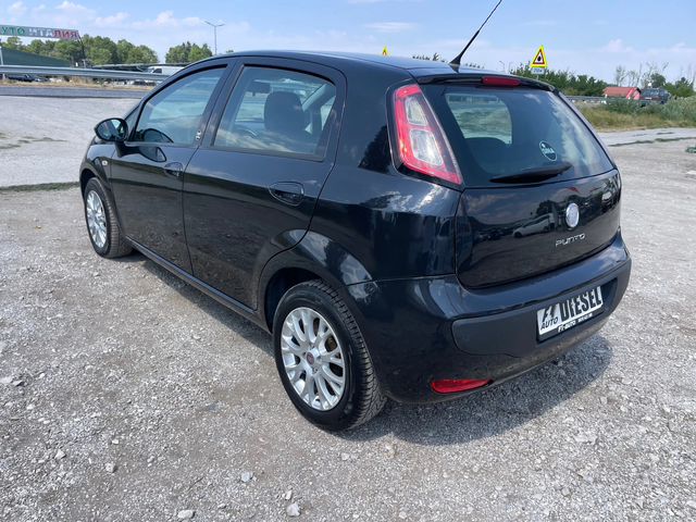 Fiat Punto 1.3M-jet-EVO-ITALIA - автомобили, коли, обяви за нови и употребявани 6