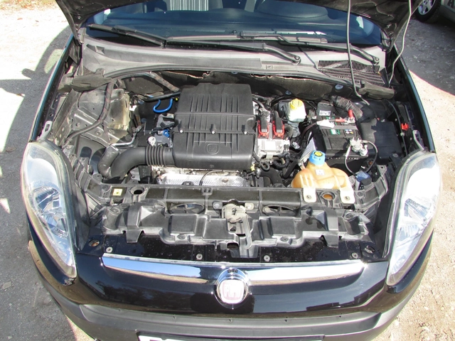 Fiat Punto 1.4i EVO EURO4 - автомобили, коли, обяви за нови и употребявани 13