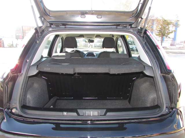Fiat Punto 1.4i EVO EURO4 - автомобили, коли, обяви за нови и употребявани 14
