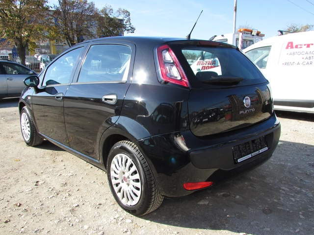 Fiat Punto 1.4i EVO EURO4 - автомобили, коли, обяви за нови и употребявани 4